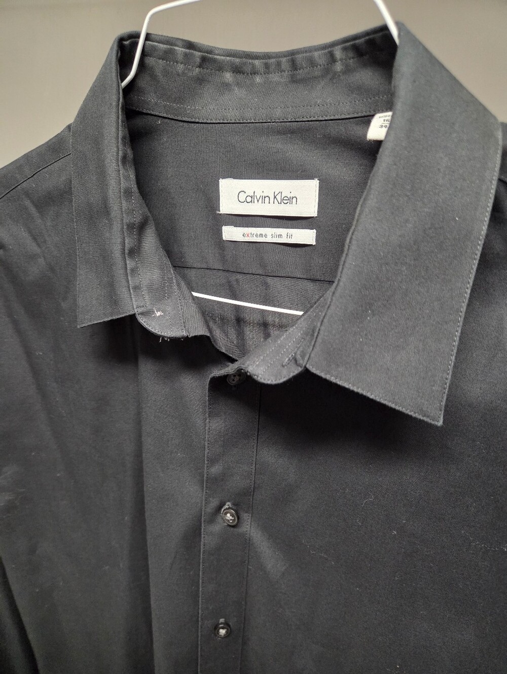 Calvin Klein Men's Extreme Slim Fit Long-Sleeve Dress Shirt Black 16 1/2 34/35